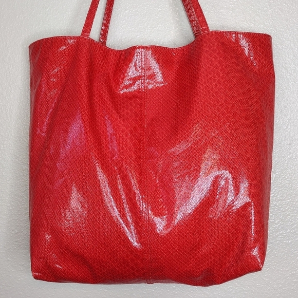Saks Fifth Avenue Boho Snakeskin Tote Bag - Picture 4 of 16